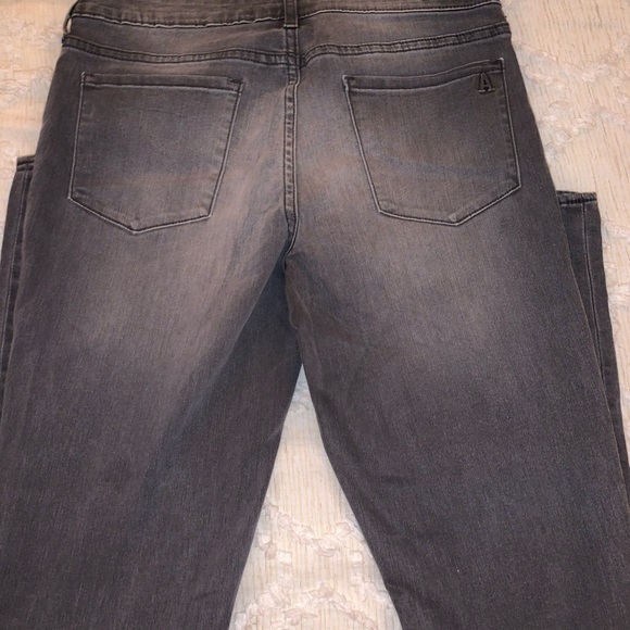 Articles of society gray jeans - great condition - Picture 2 of 3